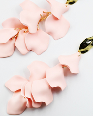 Dangle Petals Baby Pink D63