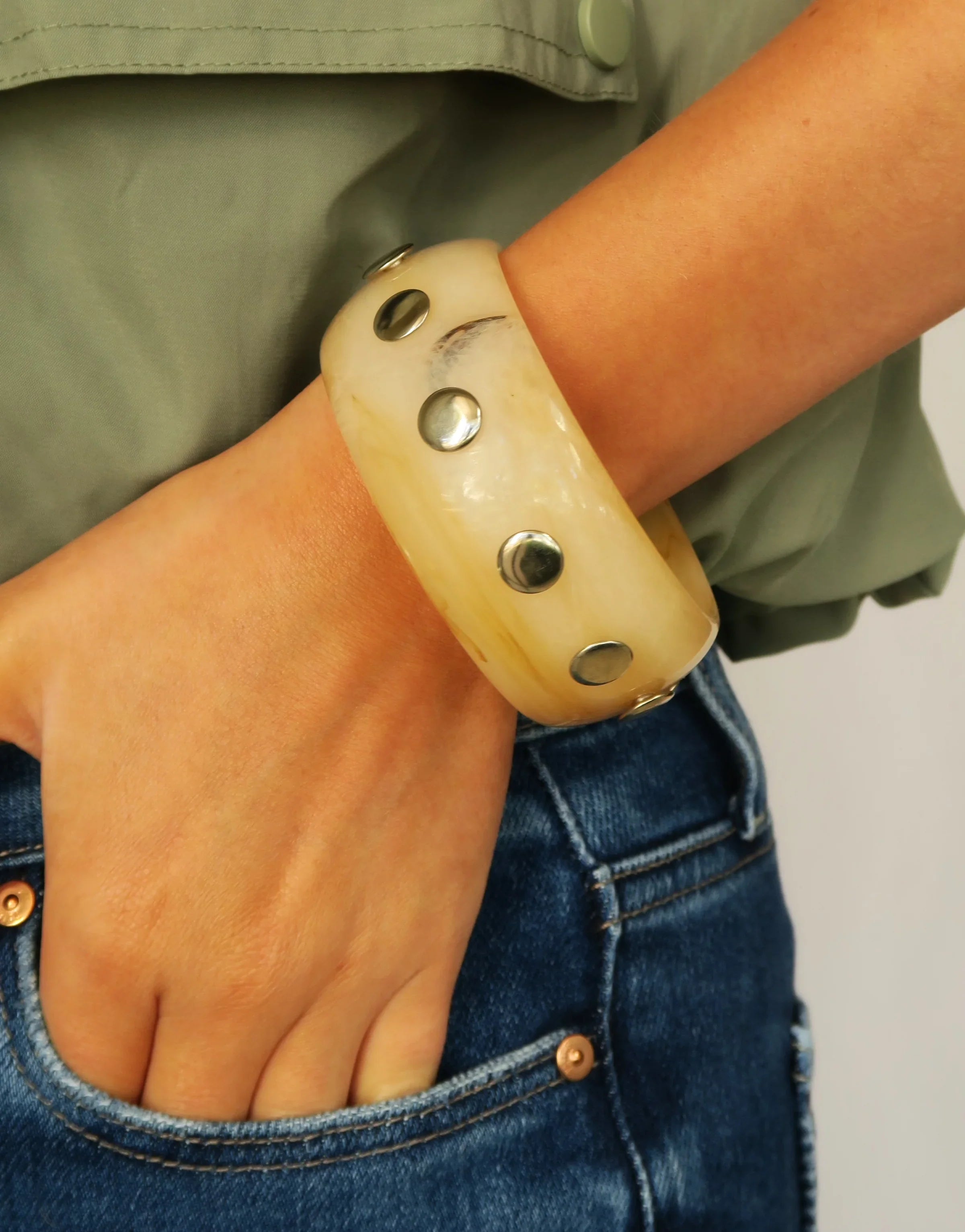 Bri Bangle