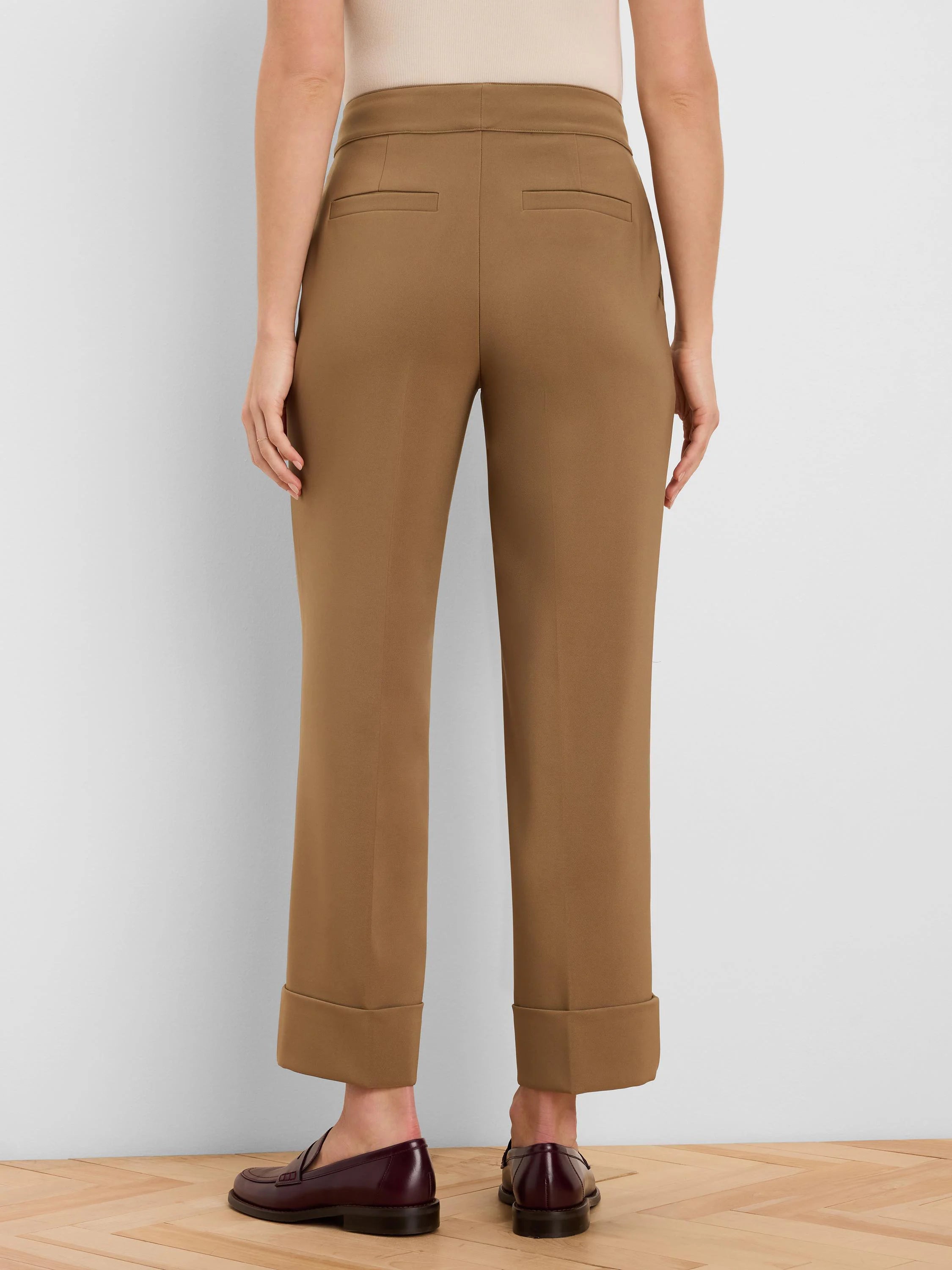 Clarendon Sleek Stretch Cuffed Ankle Pant