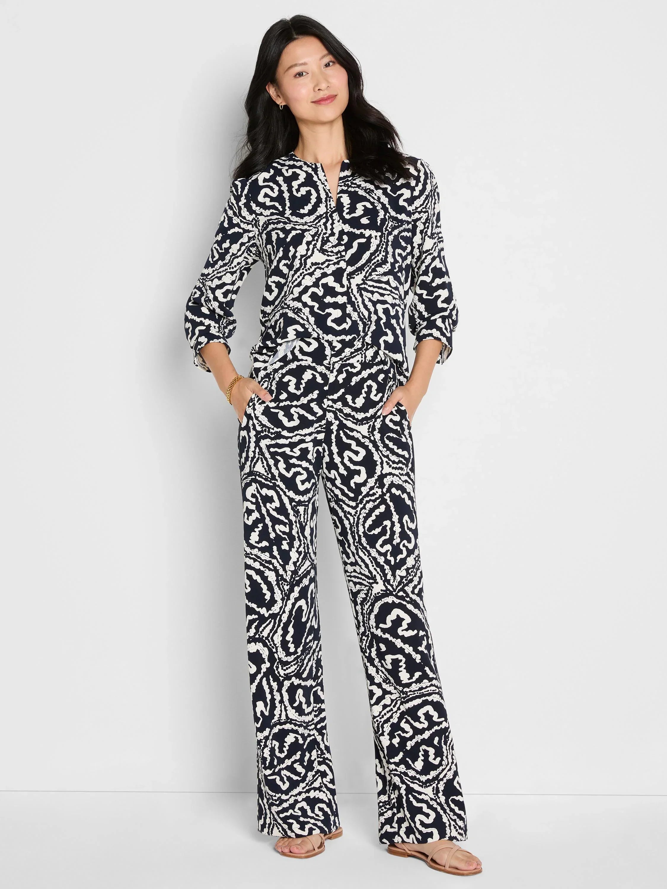 31" Indigo Leaf Eliot Wide Leg Pant