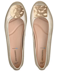 Claire Ornamental Flat